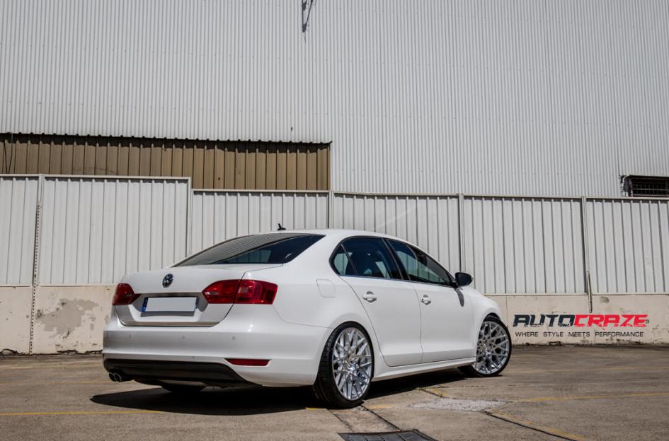 VOLKSWAGEN JETTA BLQ SILVER   MACHINED